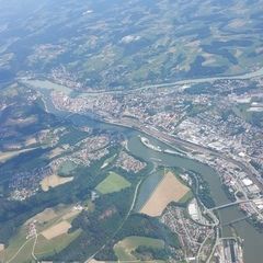 Flugwegposition um 12:39:40: Aufgenommen in der Nähe von Niederbayern, Deutschland in 2183 Meter